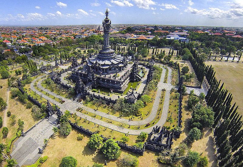 Teknologi di Bali Menjembatani Tradisi dan Modernisasi