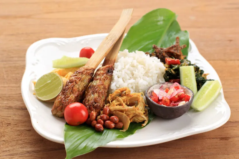 Nasi Bali, Lebih dari Sekadar Hidangan: Warisan Rasa yang Menyatukan Keluarga