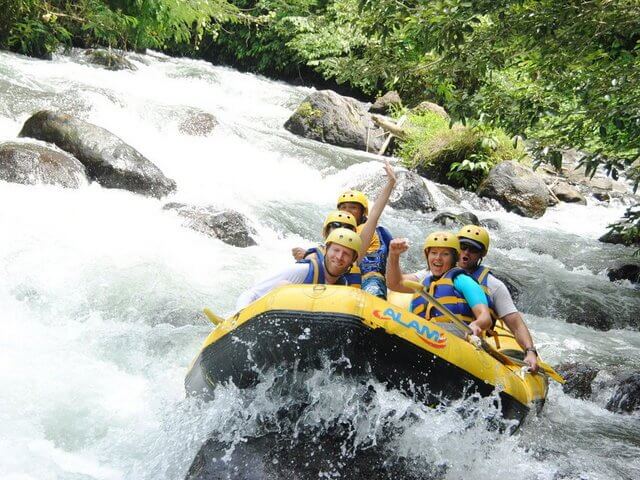 Mengenal Bali dari Sungai, Wisata Arung Jeram dan Ekspedisi Air yang Tenang