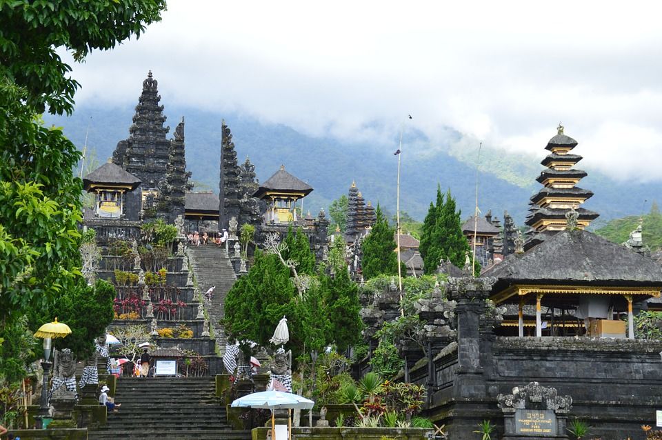 Bali Tanpa Kabel, Mimpi Infrastruktur Nirkabel di Pulau Wisata Dunia